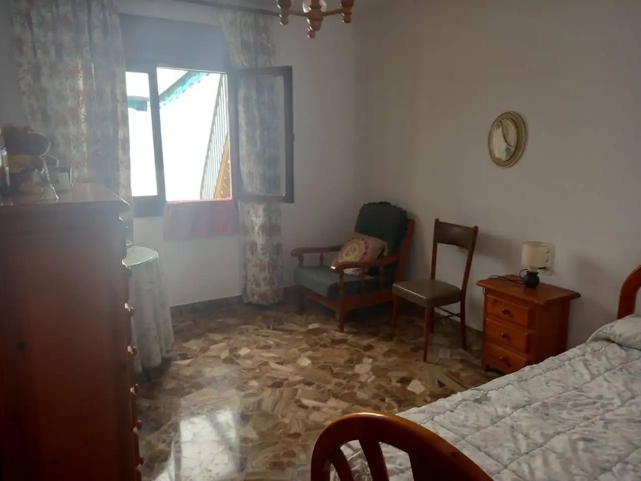 Dormitori de Casa adosada en venda en Vélez-Málaga amb Terrassa i Traster