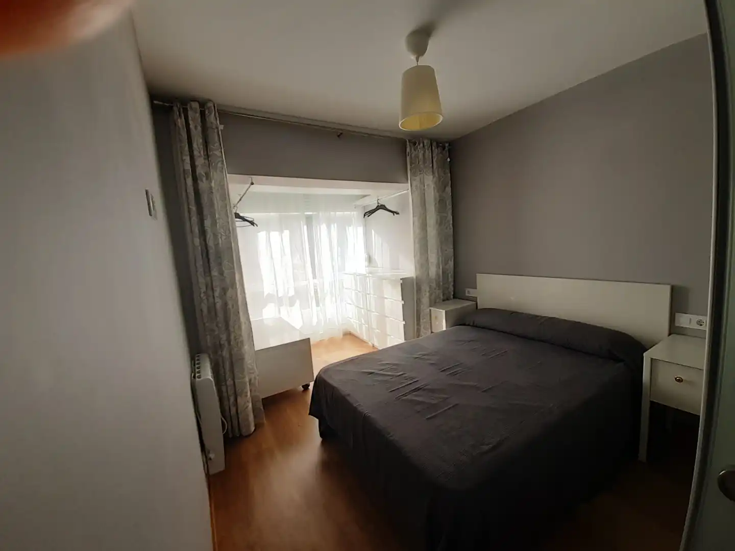 Bedroom of Flat for rent in Santiago de Compostela   with Heating, Furnished and Oven