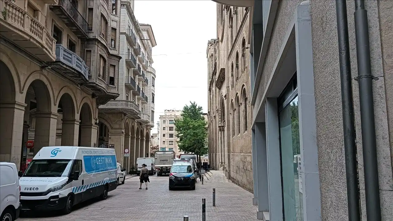 Flat for sale in Carrer Lamarca, imagen 5