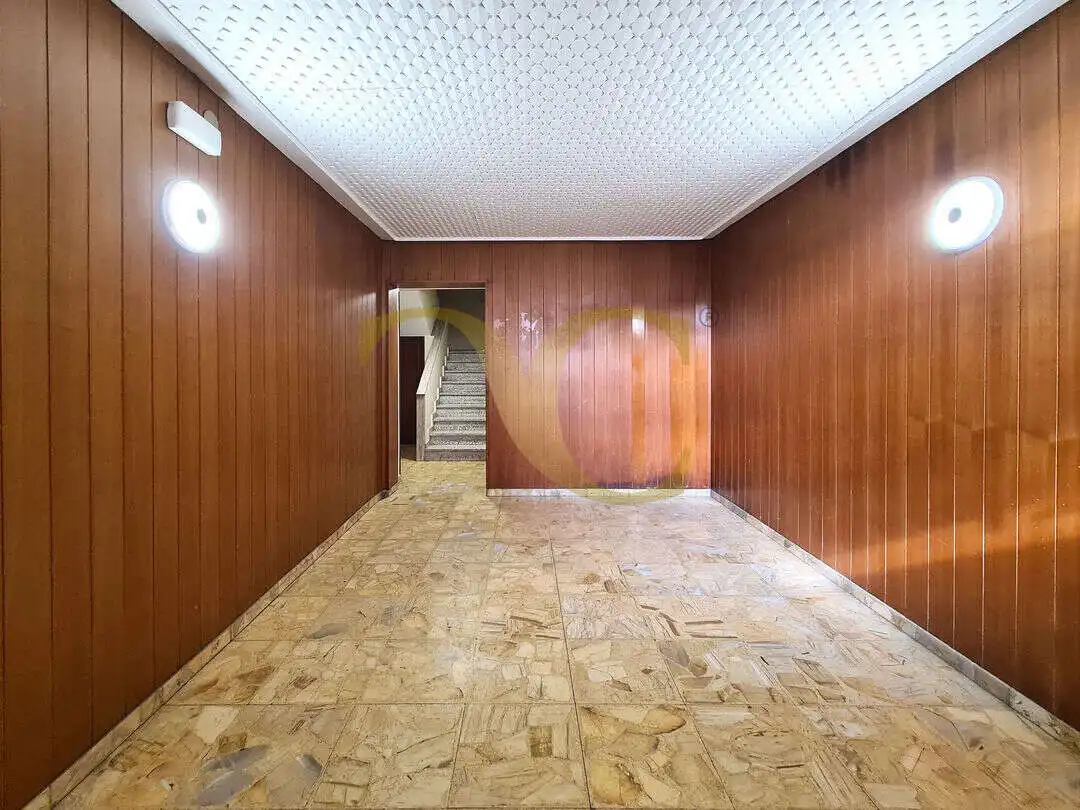 Piso en venta en Oviedo  con Calefacción, Trastero y Amueblado