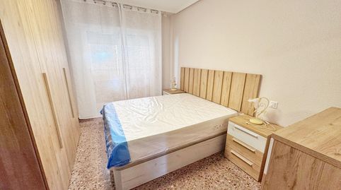 Foto 2 de Piso de alquiler en Petrer, Alicante