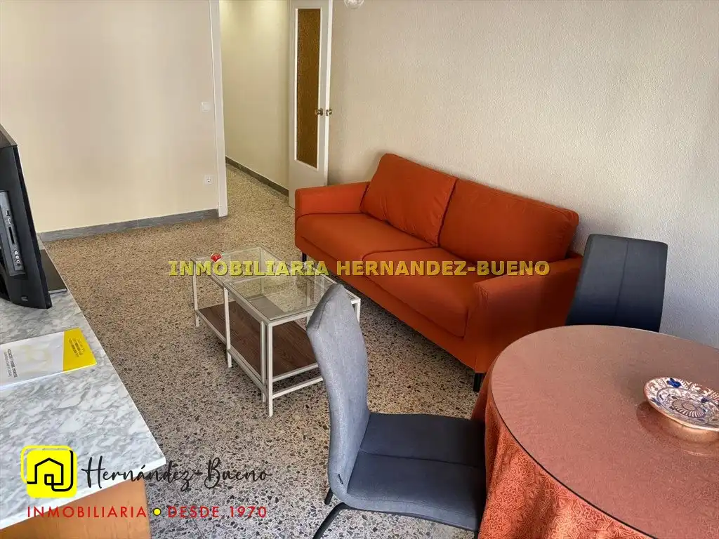 Wohnzimmer von Wohnung zur Miete in Salamanca mit Heizung, Möbliert und Balkon