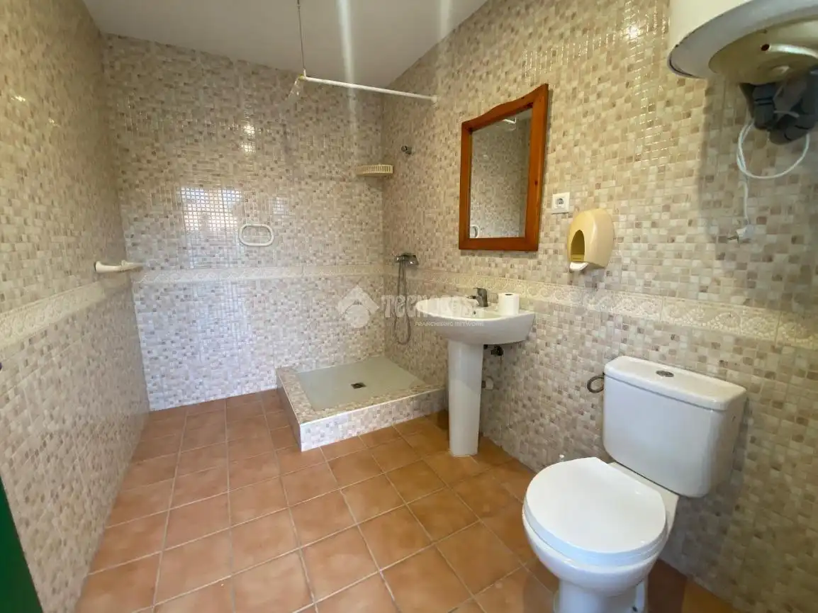 Baño de Finca rústica en venta en Dos Hermanas
