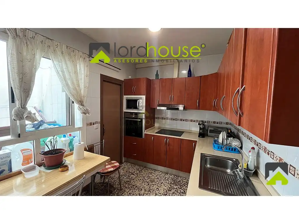 Piso con ascensor en venta en Calle Jeronimo Santa Fe 98, imagen 11