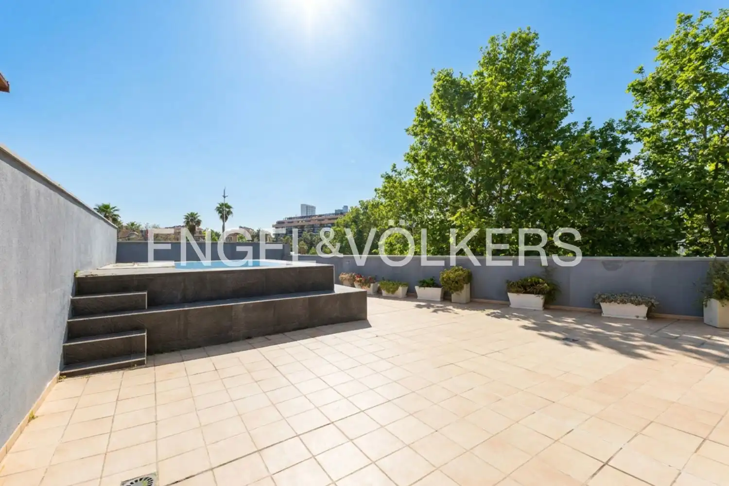 Terrace of Duplexes for sale in Valencia  with Air Conditioner, Heating and Private garden