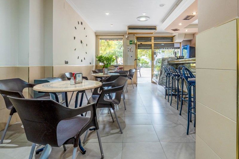 Local en venta en  Granada Capital con Aire acondicionado, Terraza y Amueblado
