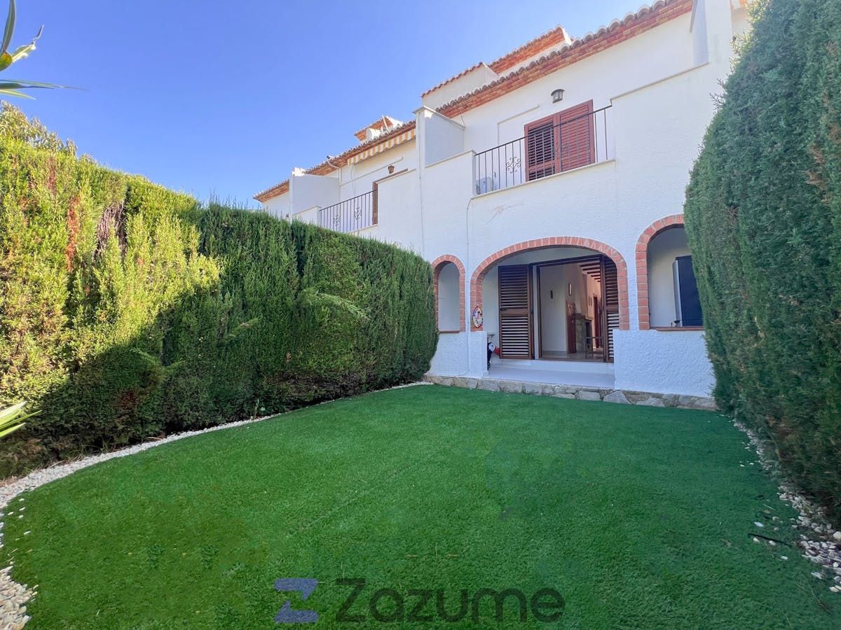 Jardín de Casa adosada de alquiler en Dénia con Aire acondicionado, Calefacción y Jardín privado