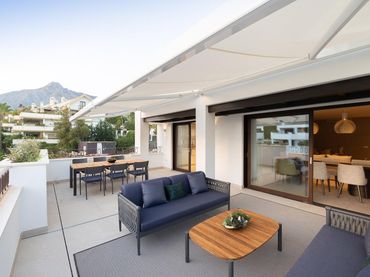 Penthouse mit Pool zum Verkauf in Milla de Oro