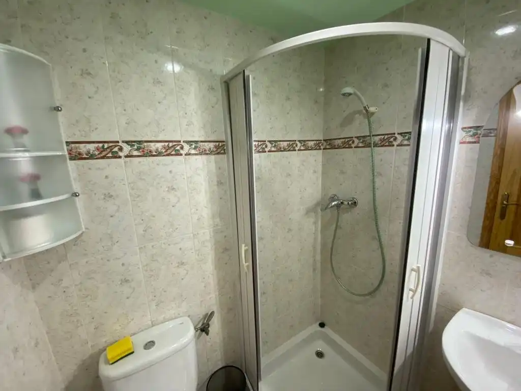 Bathroom of Flat for rent in Murcia  with Air Conditioner, Heating and Furnished