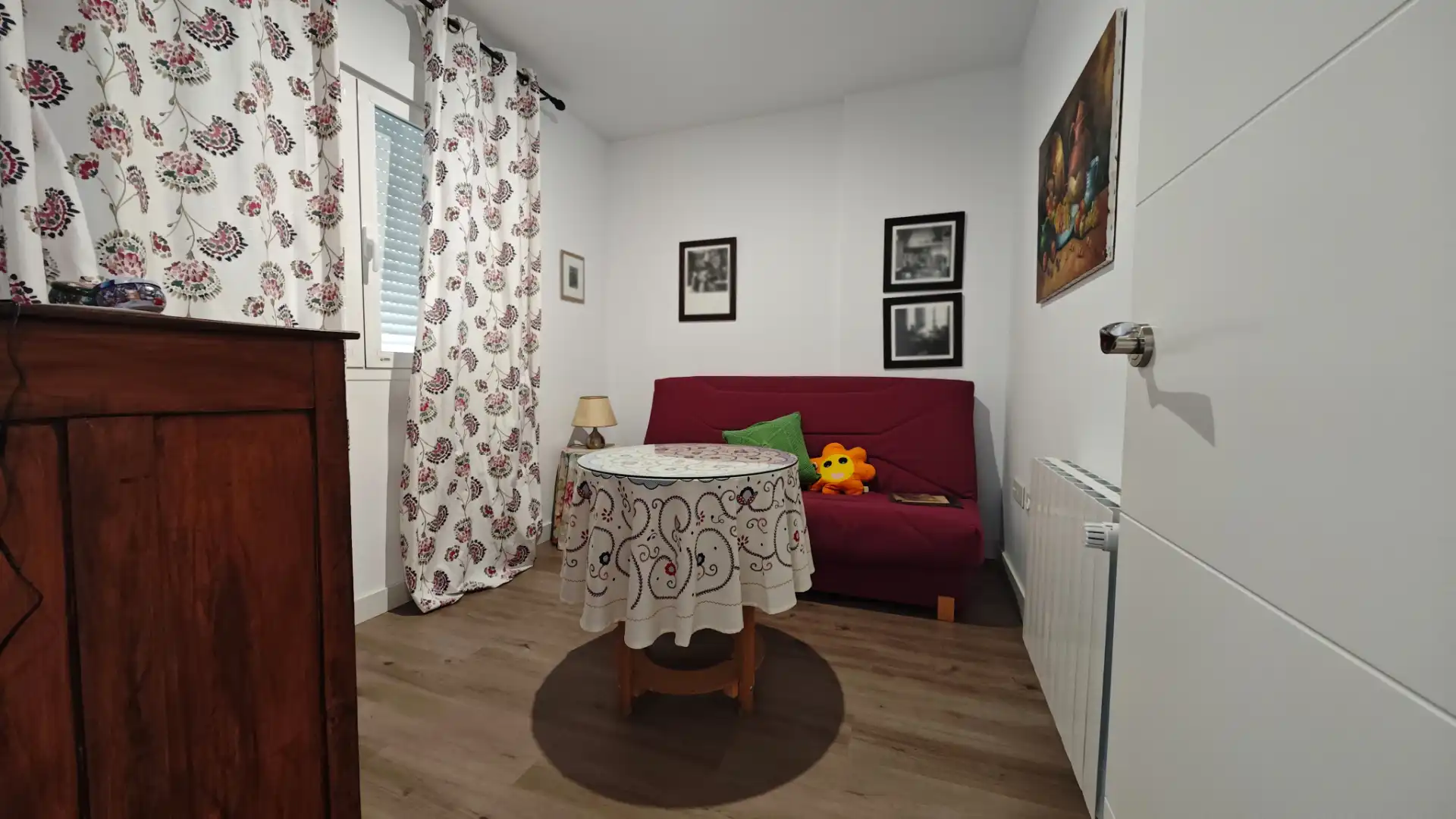 Sala d'estar de Casa adosada en venda en Don Benito amb Aire condicionat, Calefacció i Jardí privat