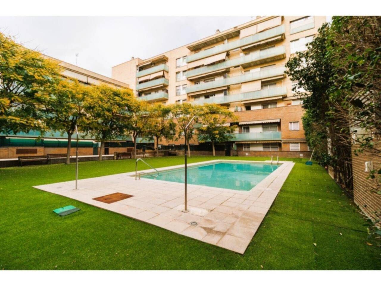 Swimming pool of Flat for sale in Sabadell  with Heating, Terrace and Storage room
