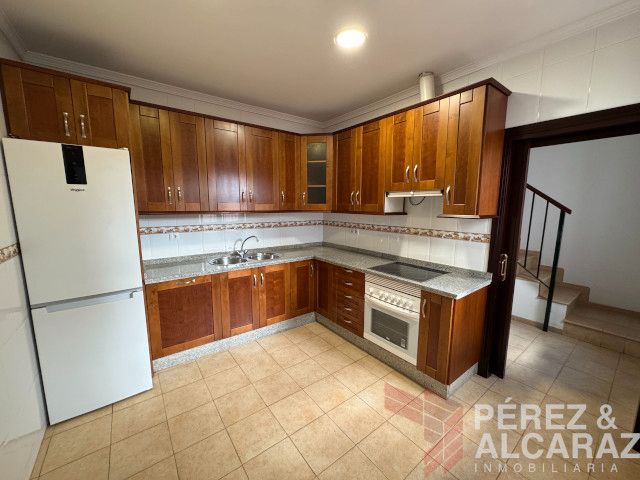 Kitchen of Flat for sale in Palma del Río  with Air Conditioner
