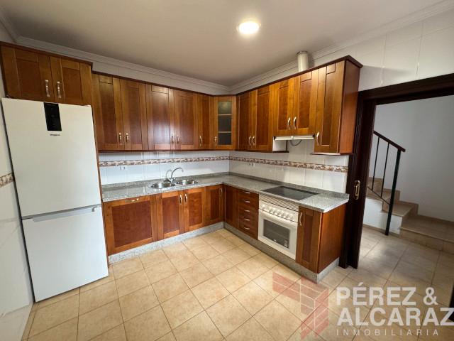 Photo 1 of Flat for sale in Calle Séneca, Palma del Río, Córdoba