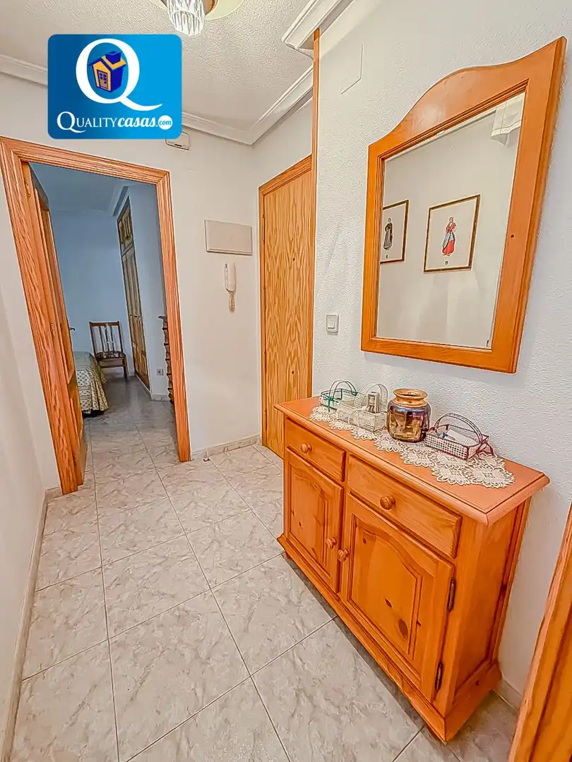 Flat for rent in Torrevieja  with Terrace