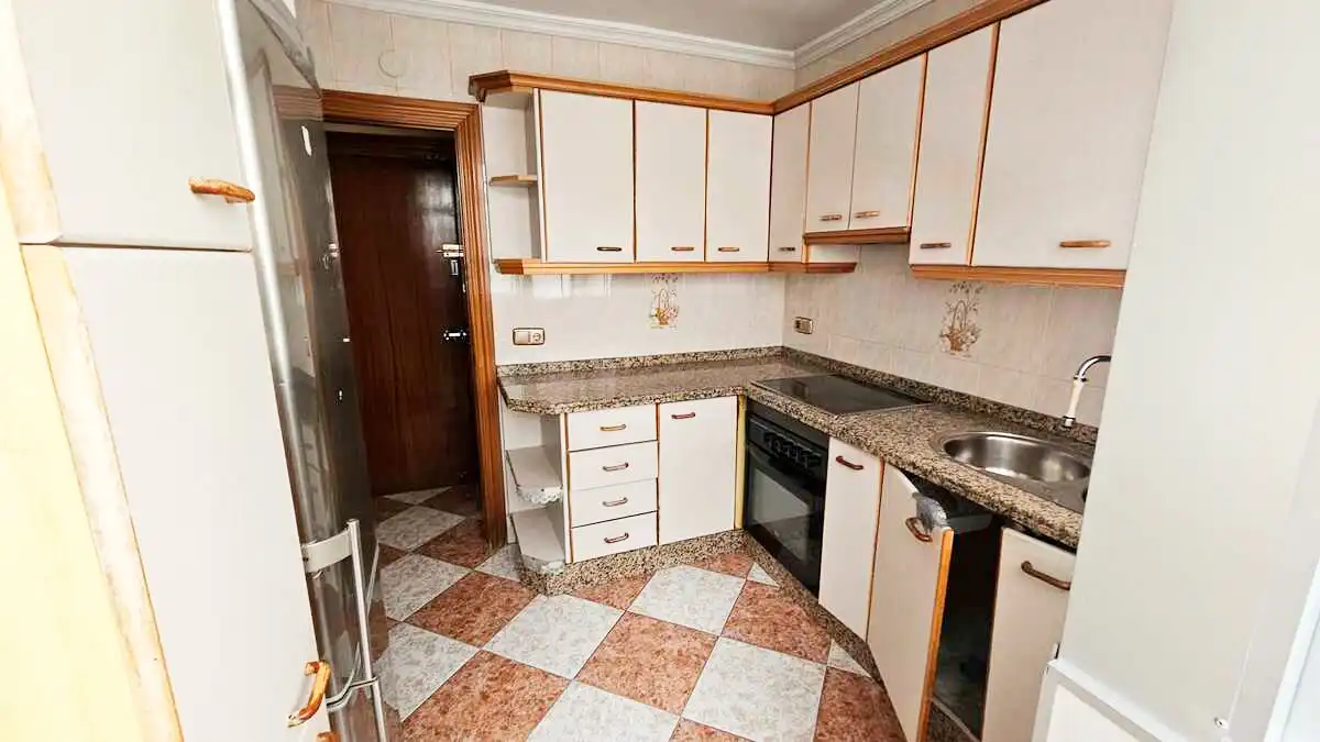 Piso en venta en SAN ALBERTO, 13, San Alberto - La Alcubilla - Florisol