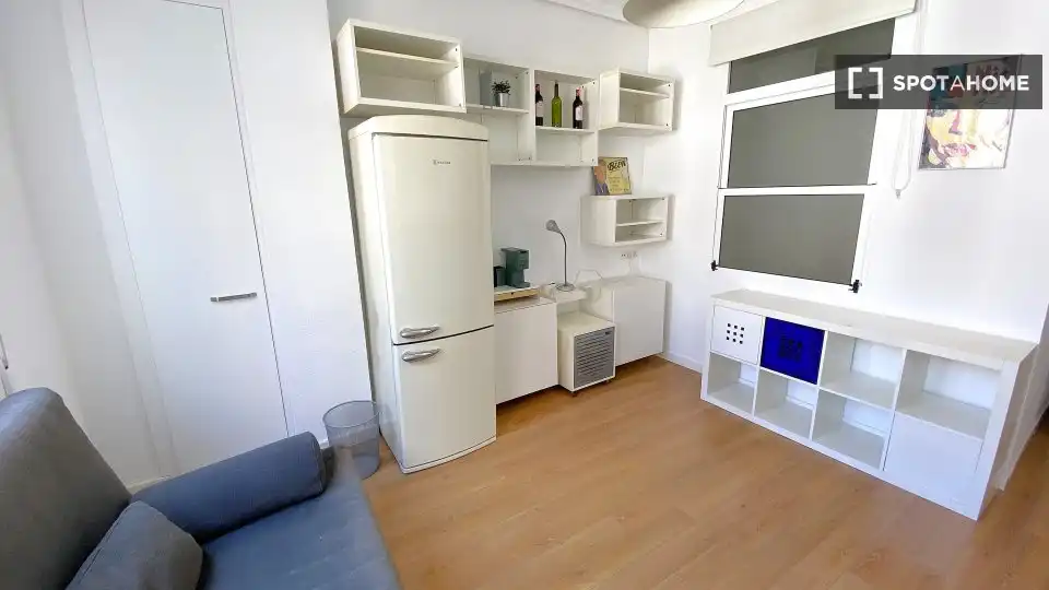Flat with terrace to rent in Extramurs, imagen 18