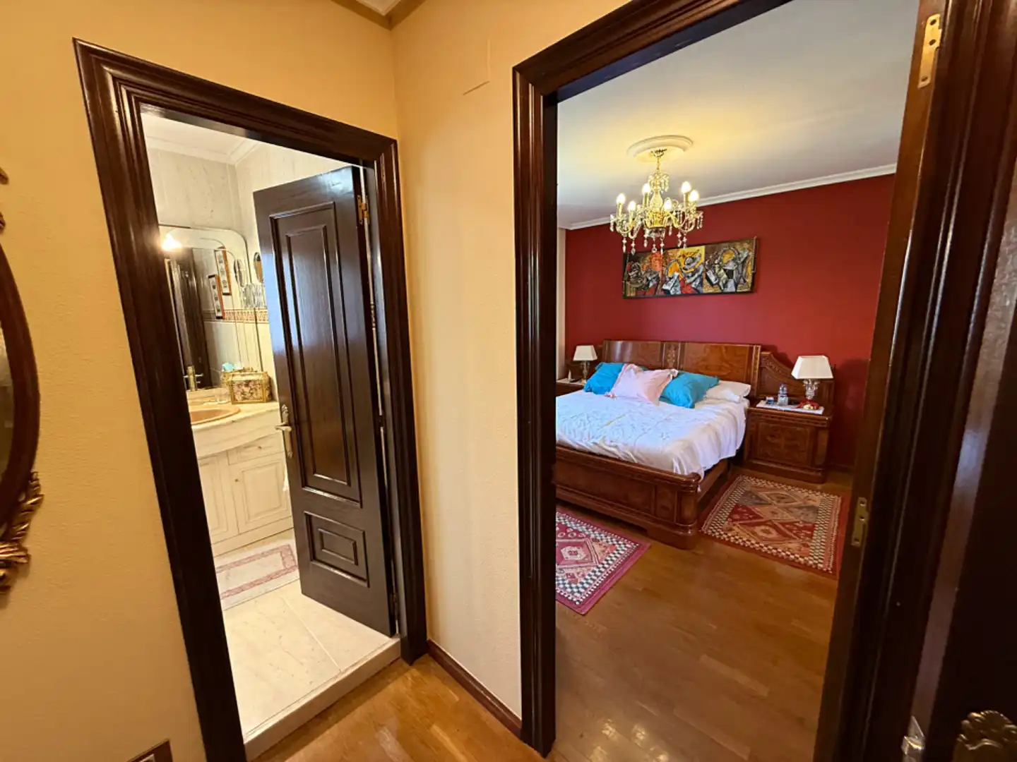 Habitación de Casa adosada en venta en Oviedo  con Calefacción, Jardín privado y Parquet
