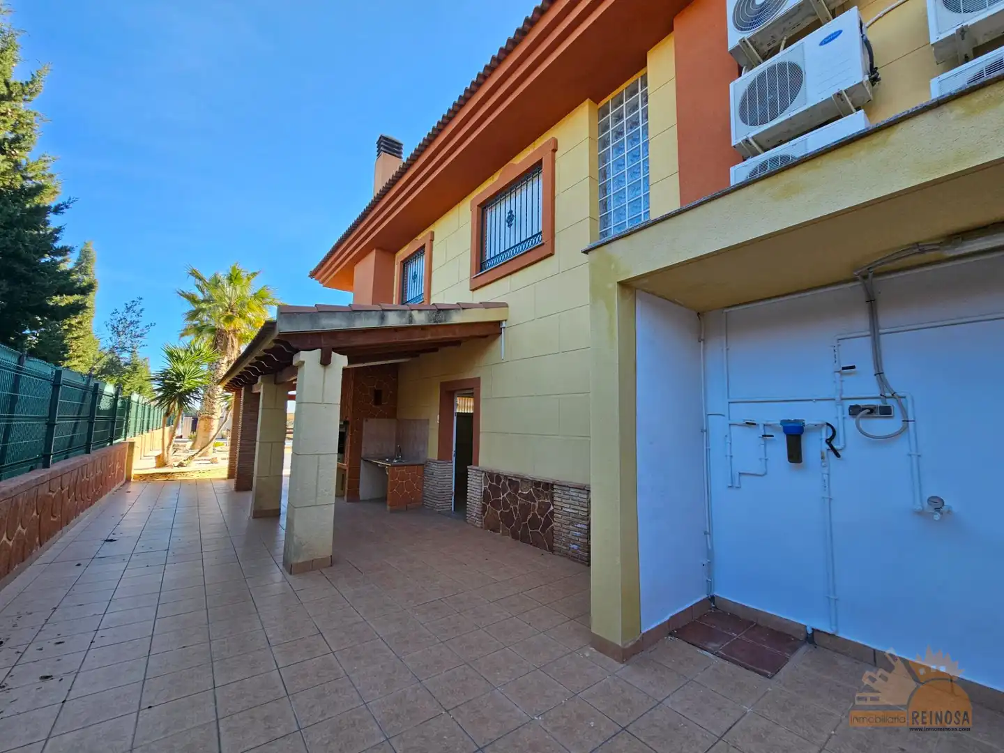 Vista exterior de Casa o xalet de lloguer en Molina de Segura amb Aire condicionat, Calefacció i Jardí privat