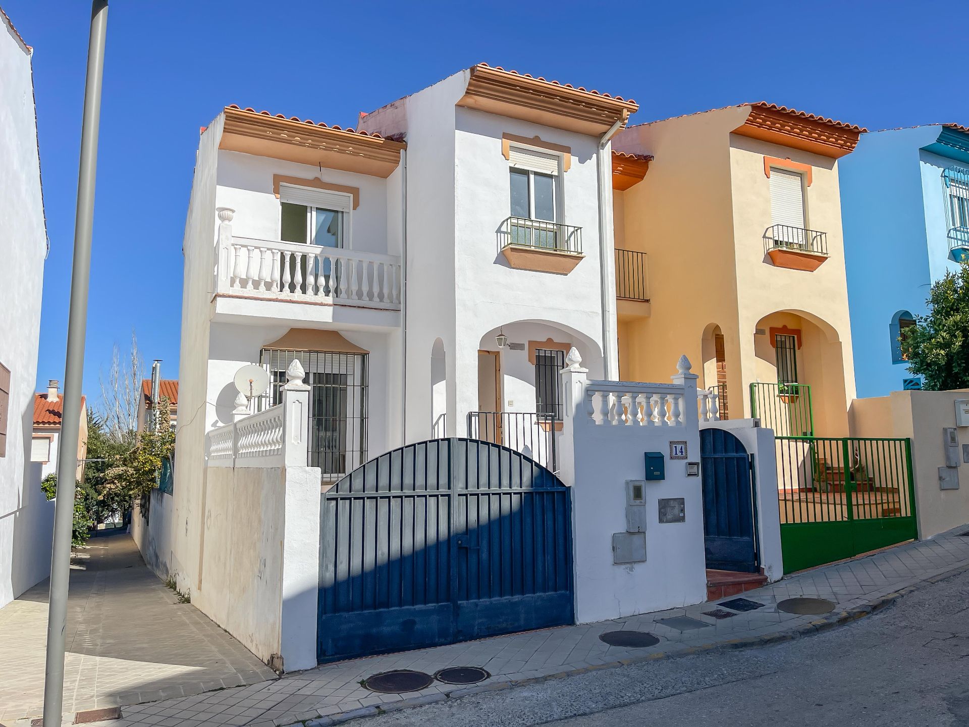 Casa adosada en venda a Calle Veleta, 14, Otura