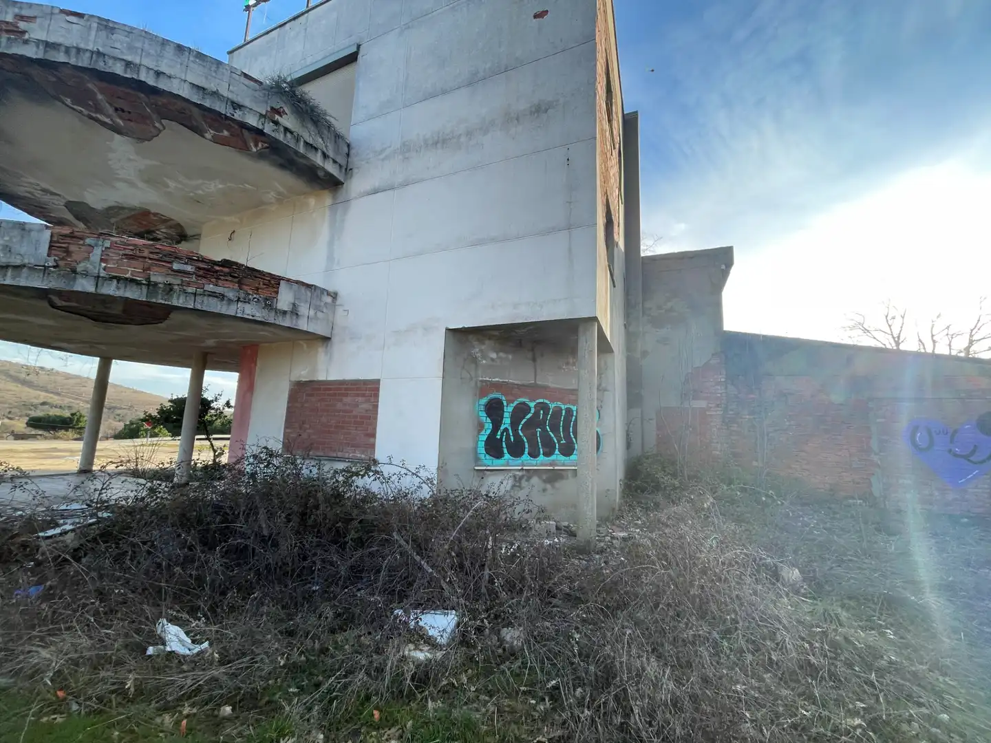 Vista exterior de Edificio en venta en Otero de Bodas