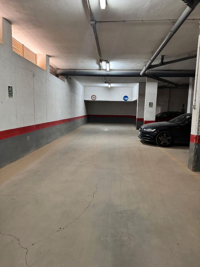 Aparcament de Garatge de lloguer en  Valencia Capital