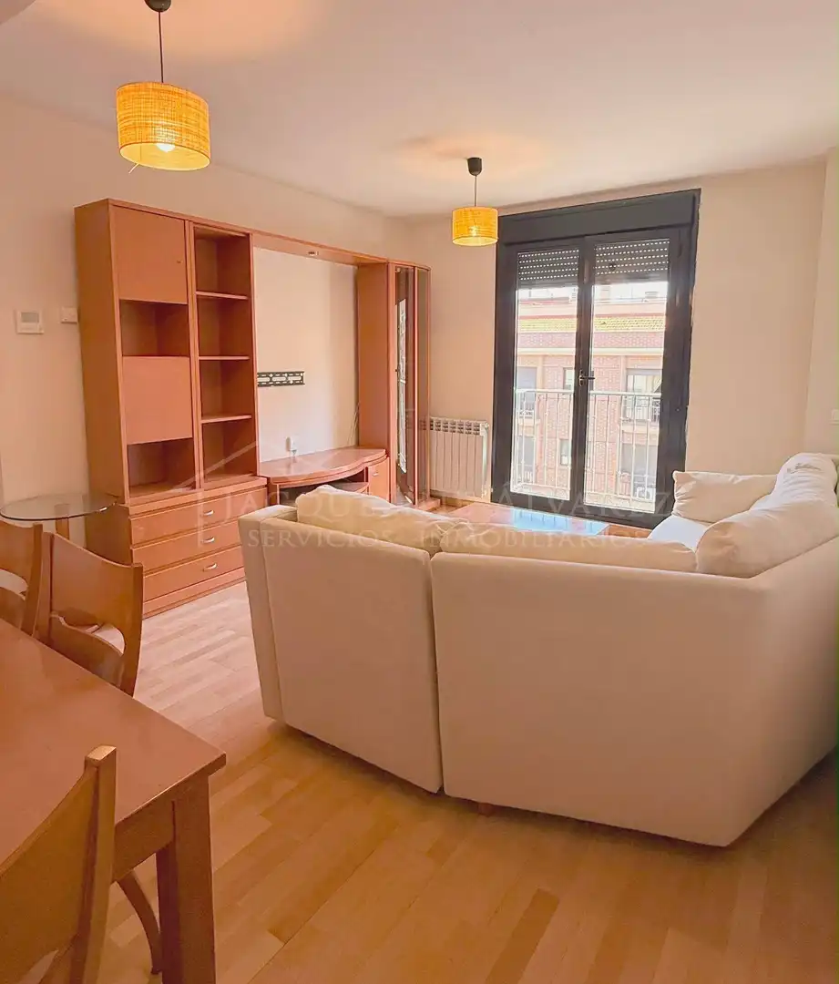 Living room of Flat for sale in Móstoles  with Air Conditioner, Heating and Furnished