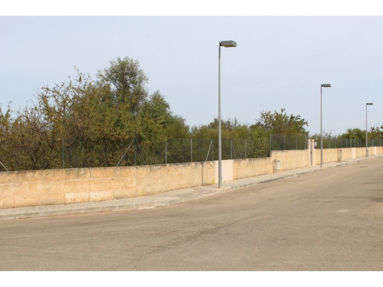 Industrial land for sale in Muro