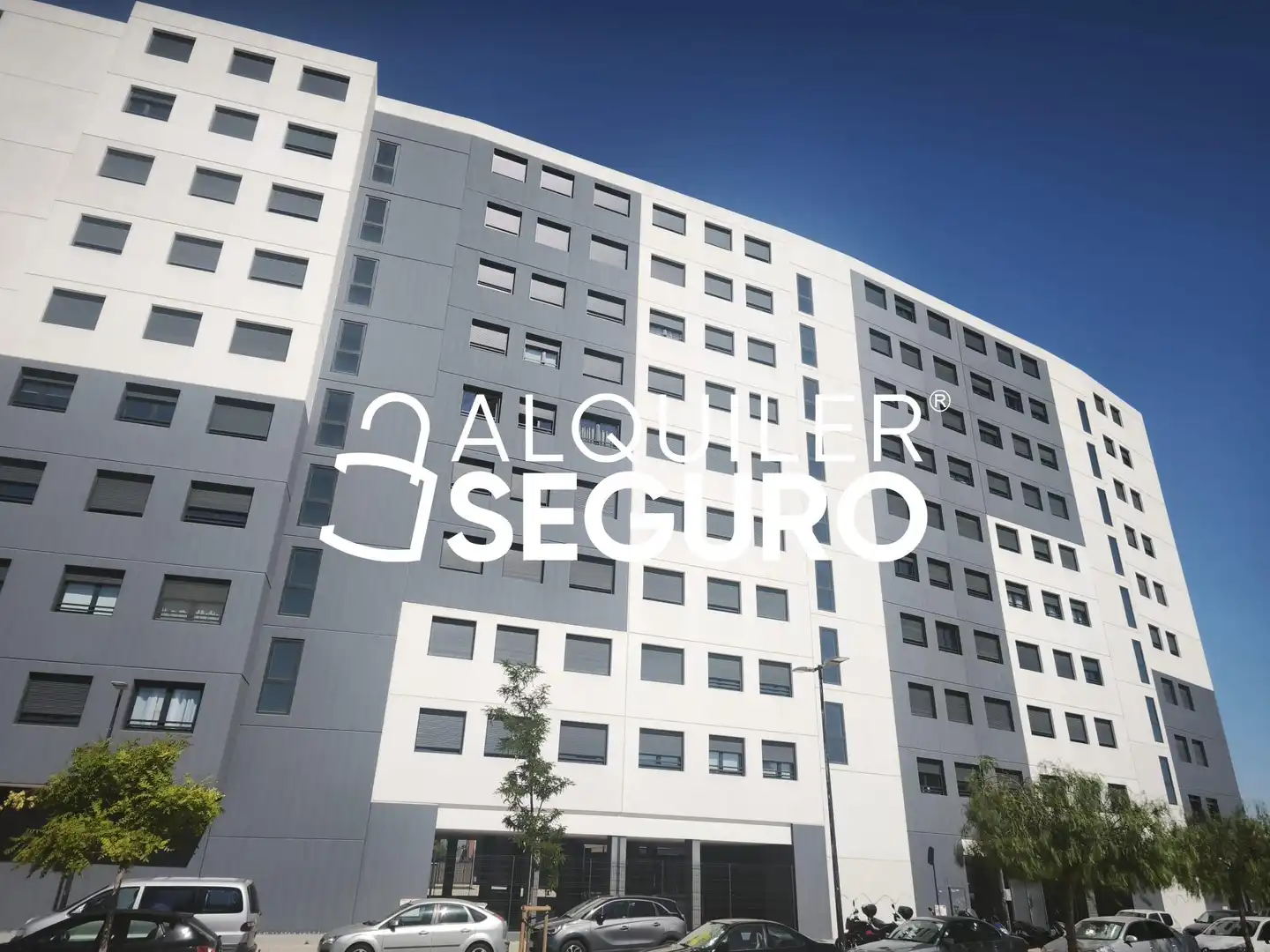 Exterior view of Flat for rent in Zaragoza  with Air Conditioner, Heating and Terrace