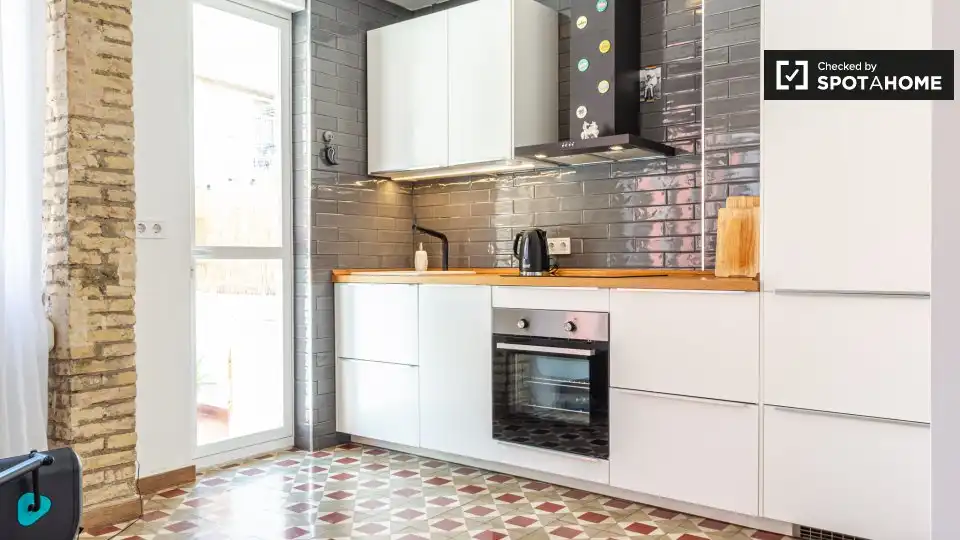 Cocina de Piso de alquiler en Valencia con Aire acondicionado, Calefacción y Amueblado