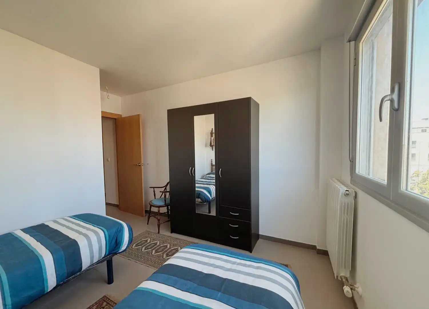 Schlafzimmer von Wohnung zum Verkauf in Zuera mit Heizung, Möbliert und Ofen
