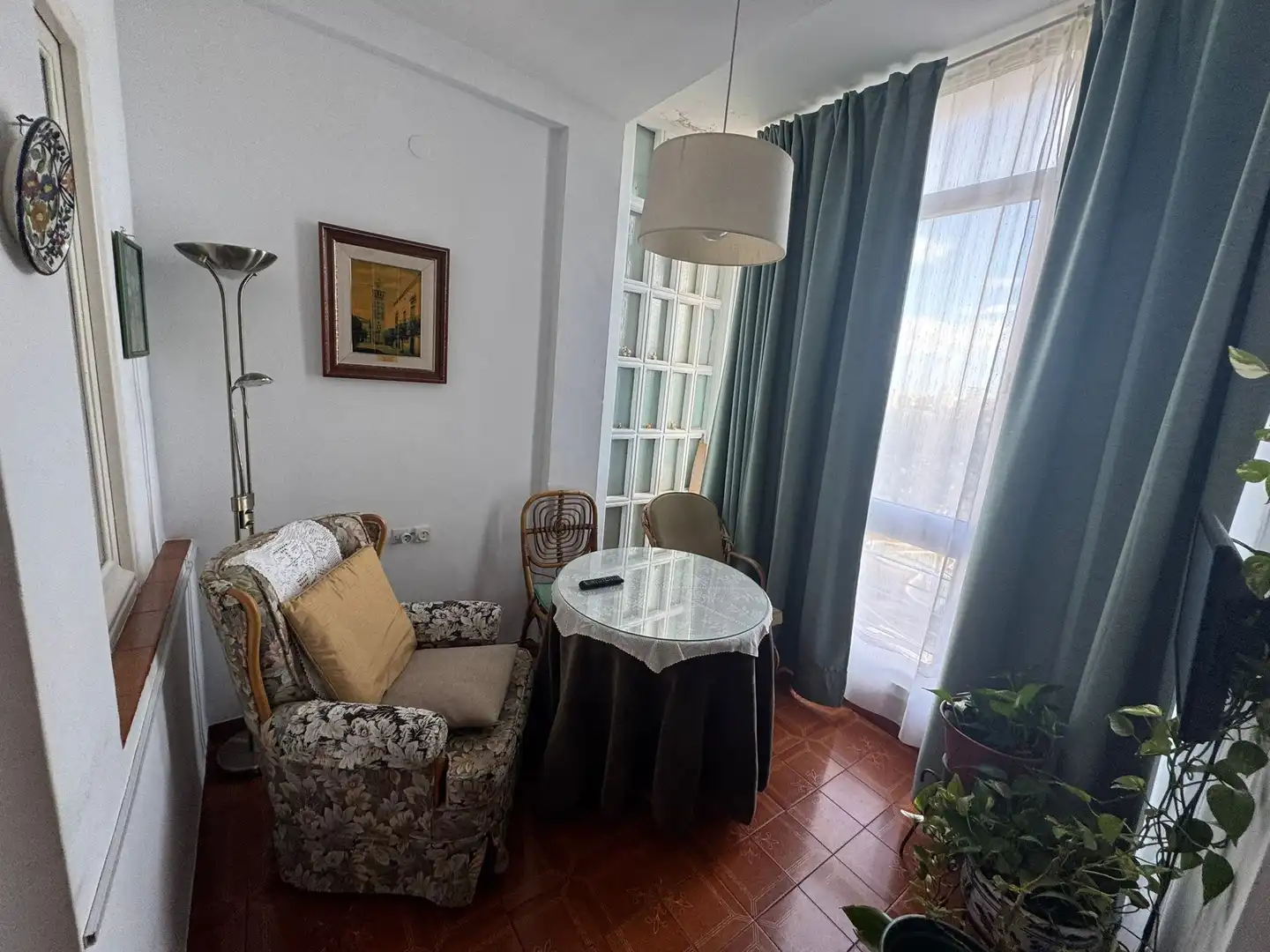 Living room of Flat for sale in Sevilla  with Terrace and Storage room