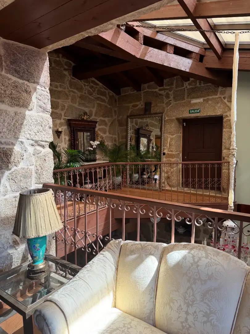 Casa amb terrassa en venda a Rúa do Regato 5