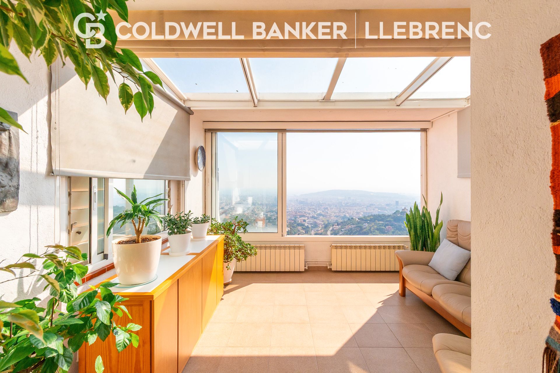 Balcony of Flat for sale in  Barcelona Capital  with Heating, Parquet flooring and Terrace