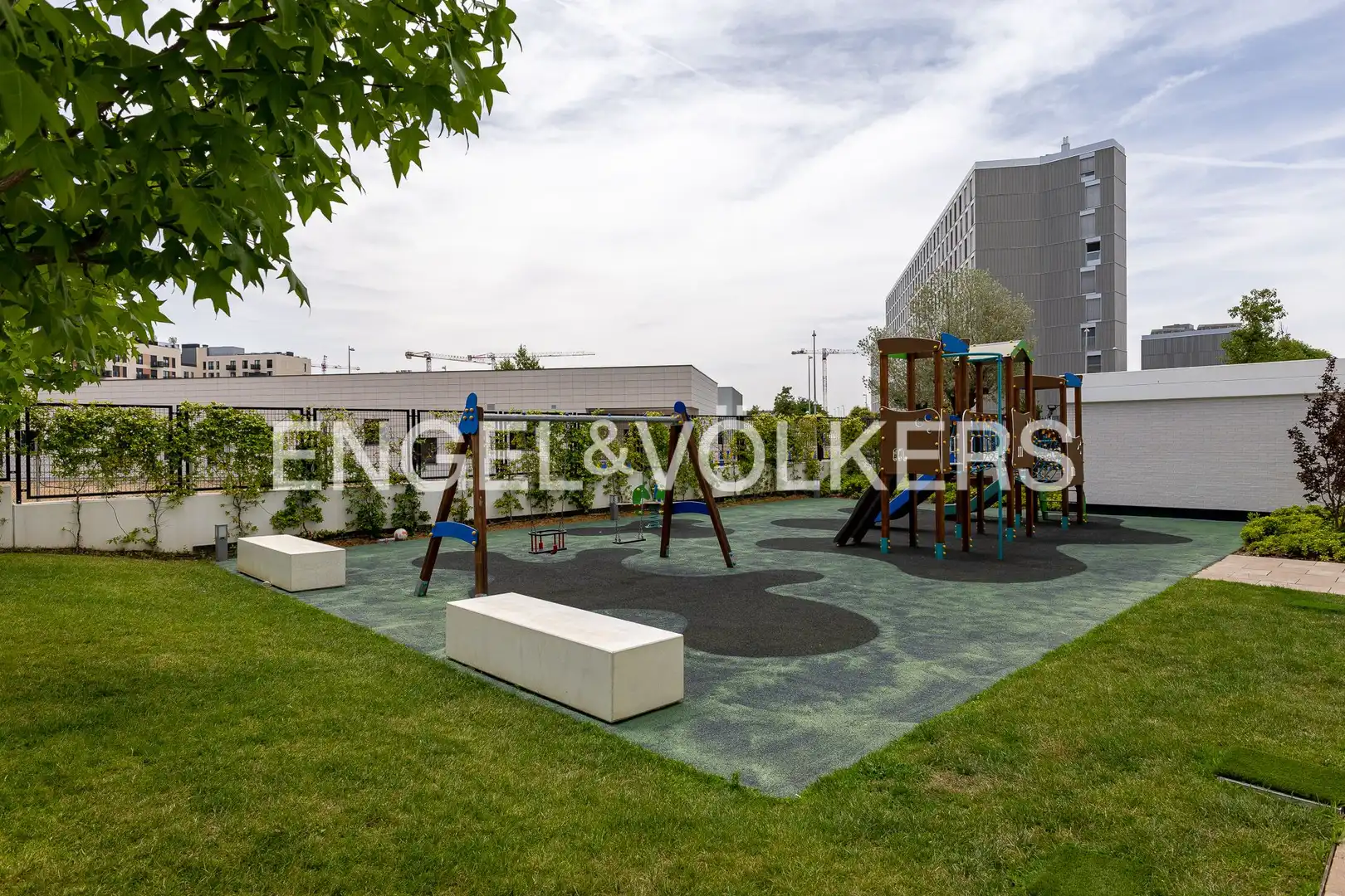 Terrace of Attic for rent in Madrid  with Air Conditioner, Heating and Private garden