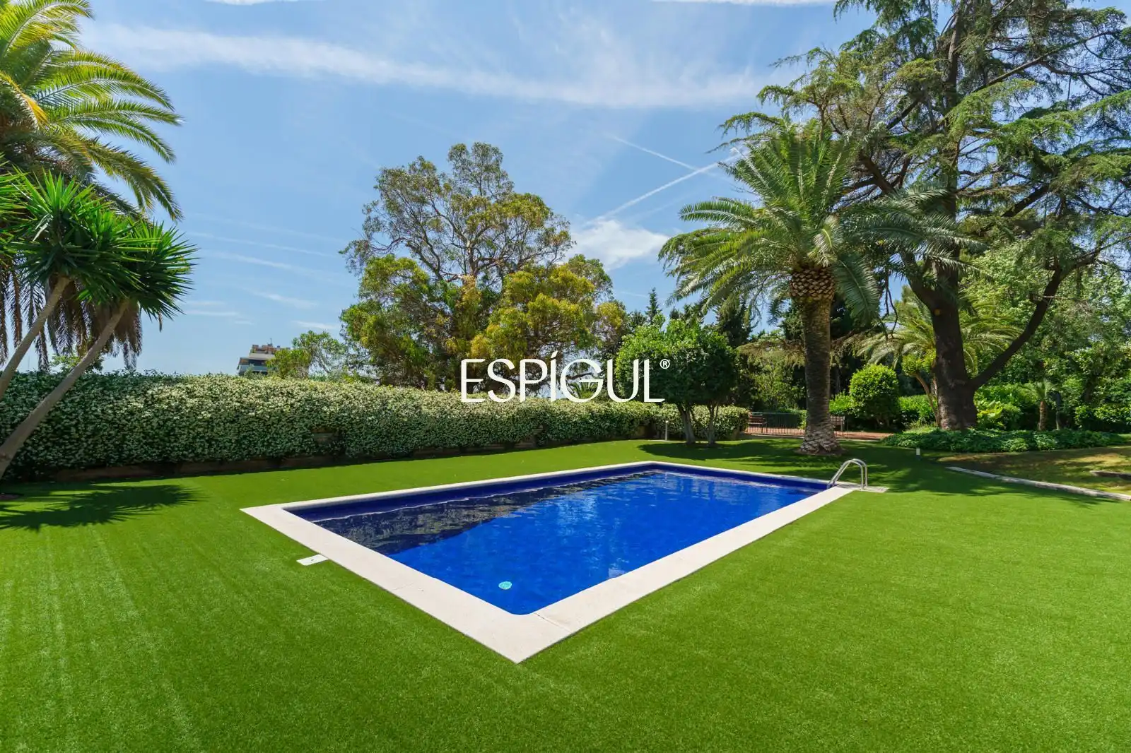 Piscina de Piso en venta en Esplugues de Llobregat con Aire acondicionado, Calefacción y Parquet