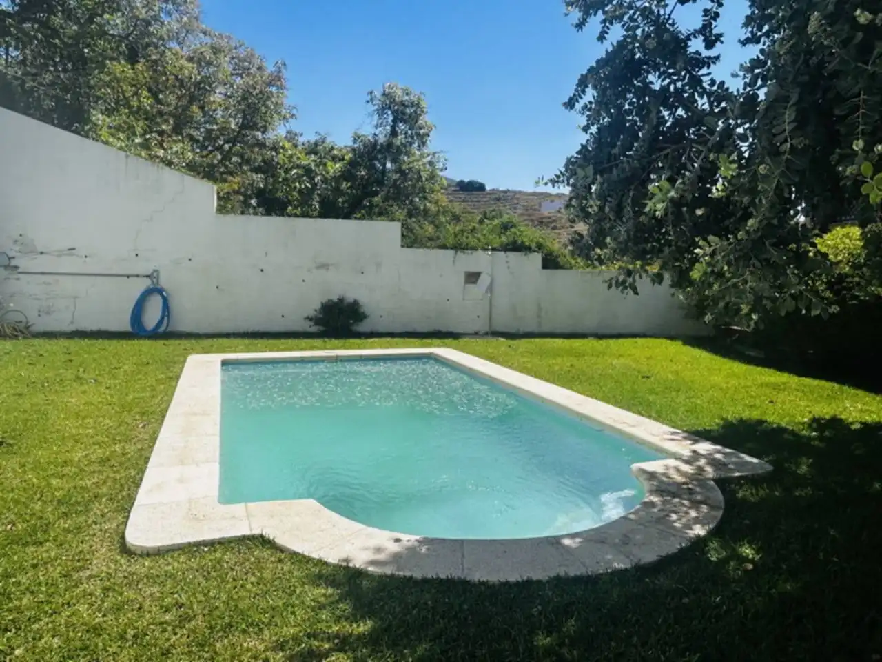 Piscina de Casa adosada en venta en Almuñécar con Aire acondicionado, Terraza y Piscina comunitaria