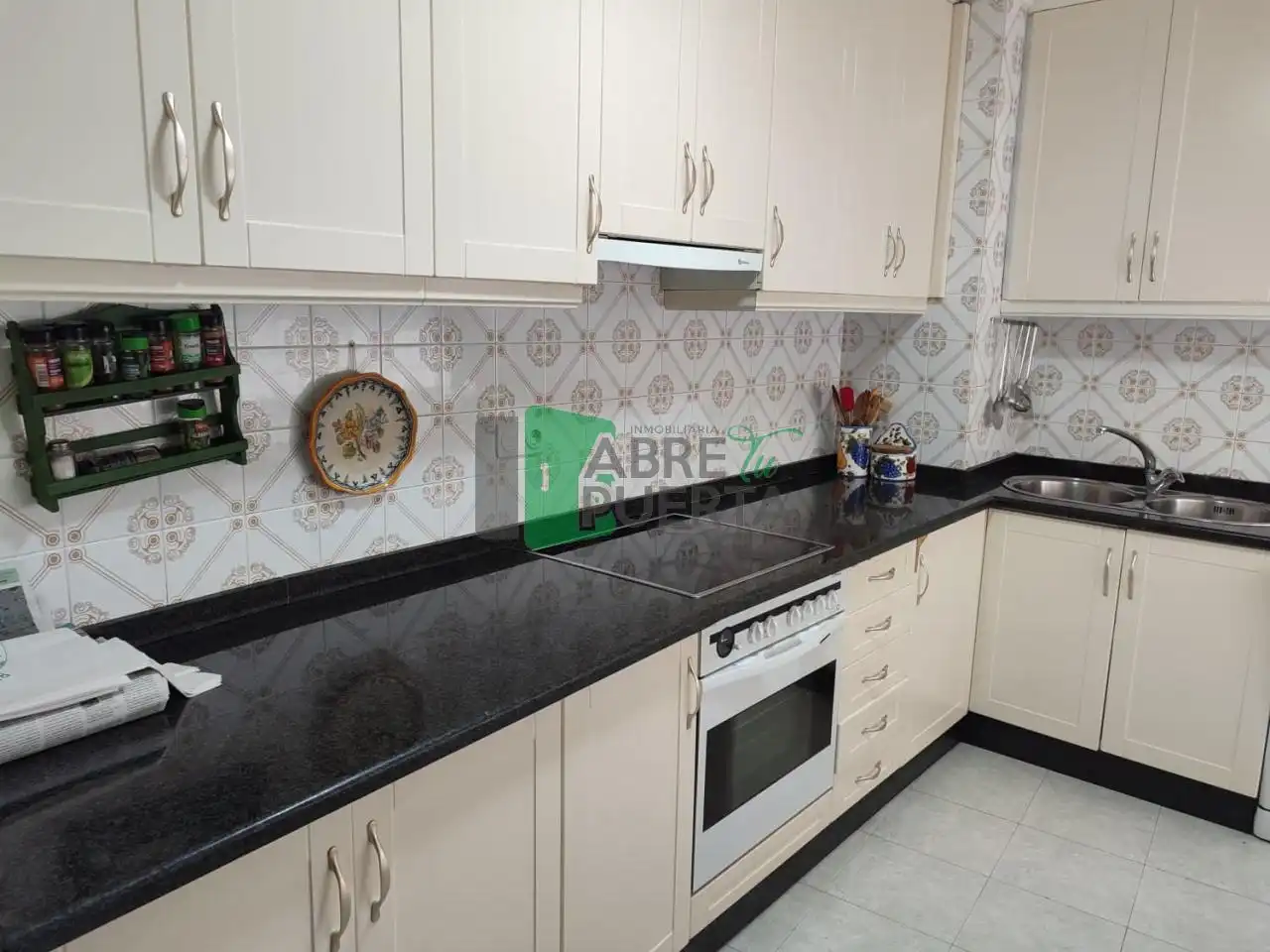 Kitchen of Flat for sale in Ourense Capital   with Heating, Parquet flooring and Storage room