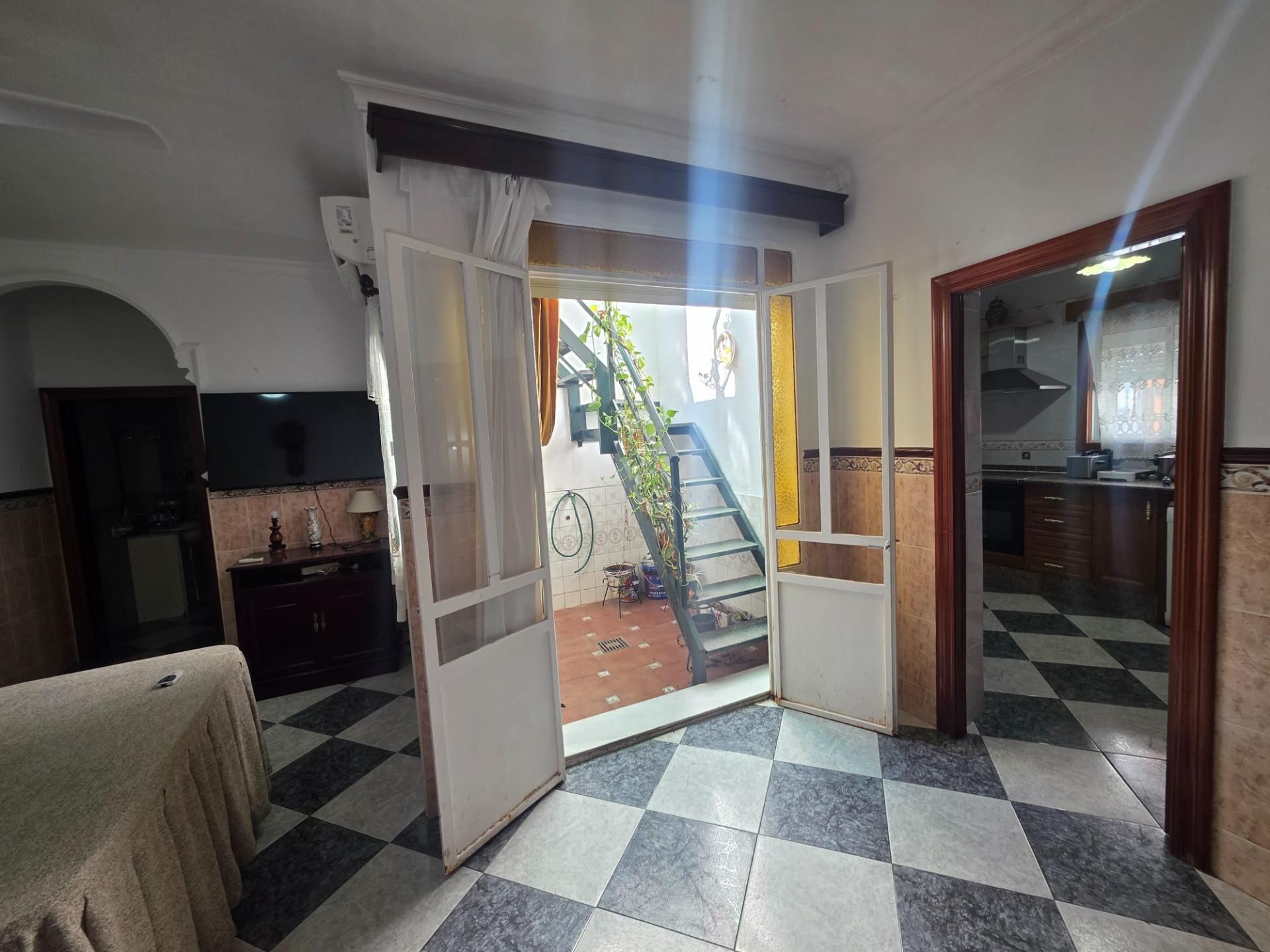 Single-family semi-detached for sale in Pilas