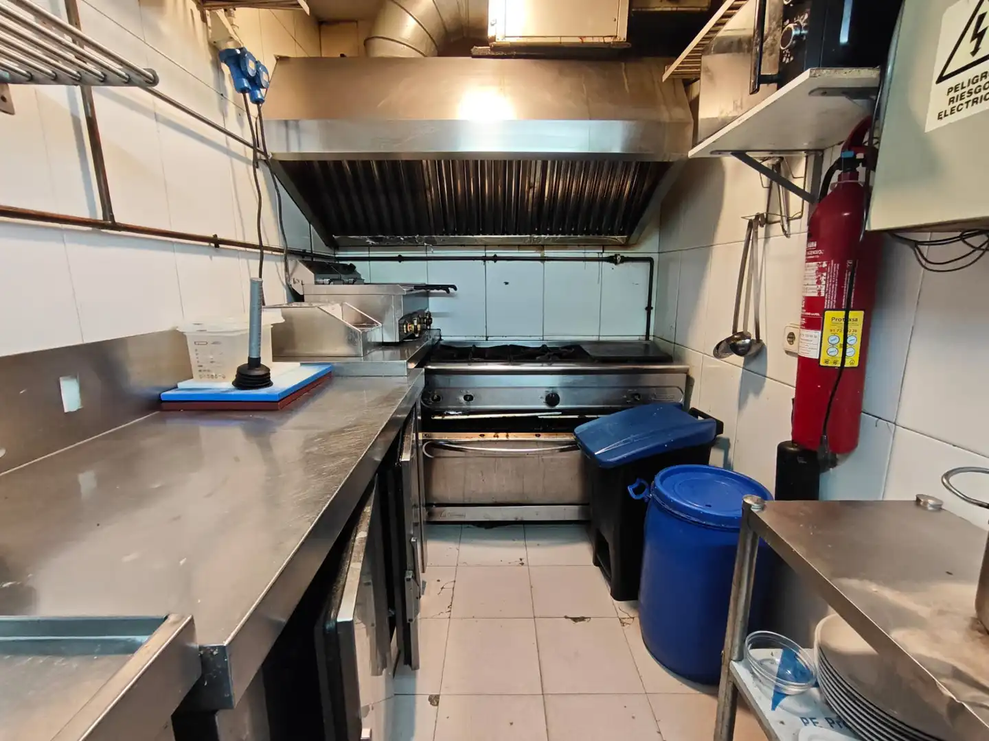 Cocina de Local en venta en Madrid con Aire acondicionado, Calefacción y Amueblado