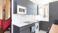 Kitchen of Flat for sale in  Madrid Capital  with Air Conditioner, Furnished and Balcony