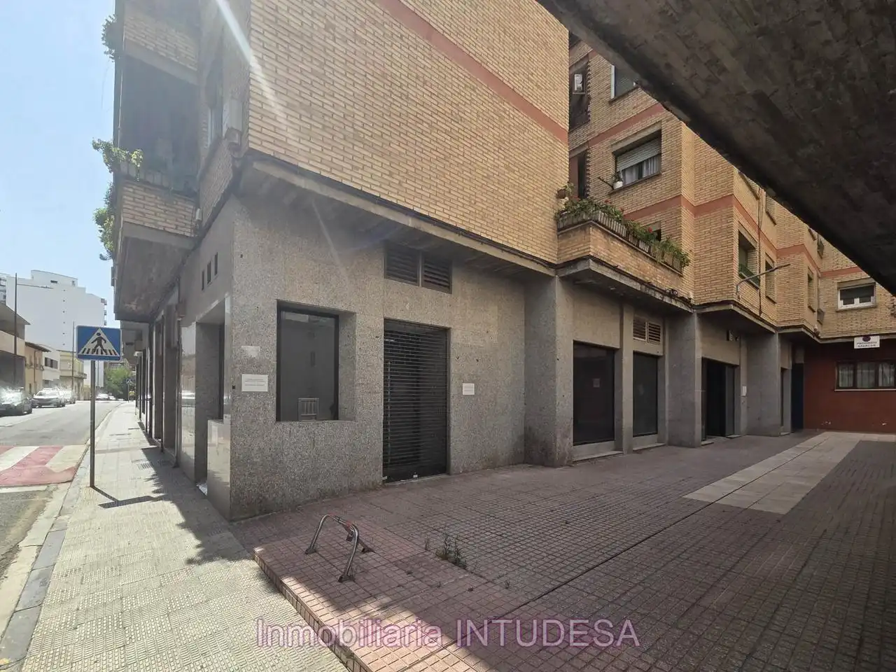 Vista exterior de Local en venta en Tudela