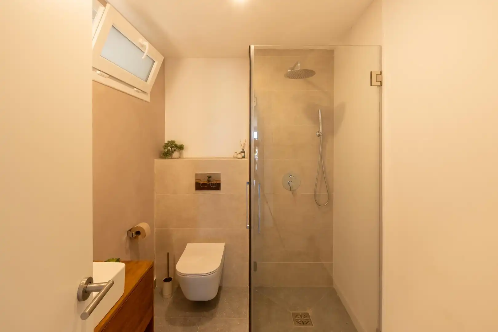 Baño de Piso en venta en Calvià con Aire acondicionado, Terraza y Amueblado