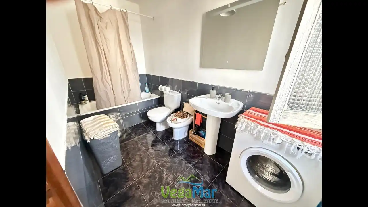 Baño de Casa o chalet en venta en Almuñécar con Terraza y Piscina comunitaria