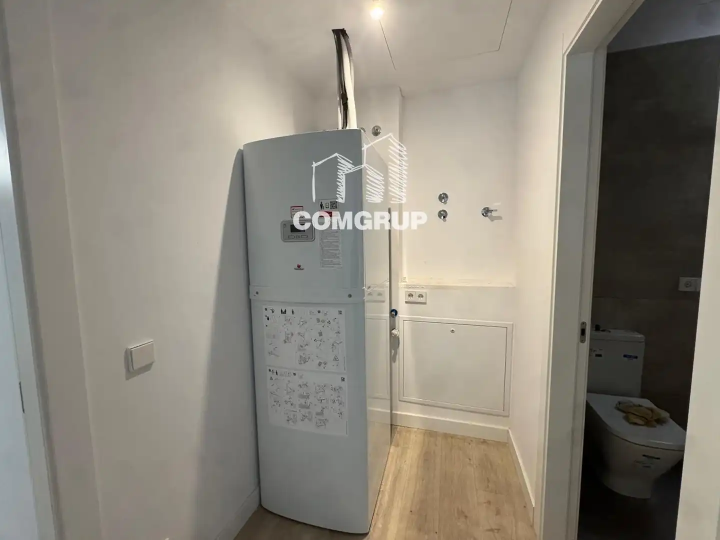 Flat for sale in Barcelona  with Heating, Oven and Alarm
