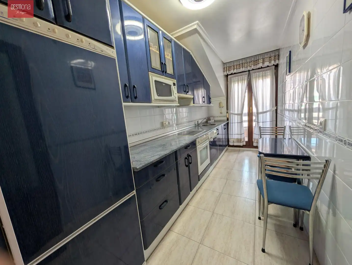 Cocina de Ático en venta en Noja con Calefacción, Balcón y Piscina comunitaria