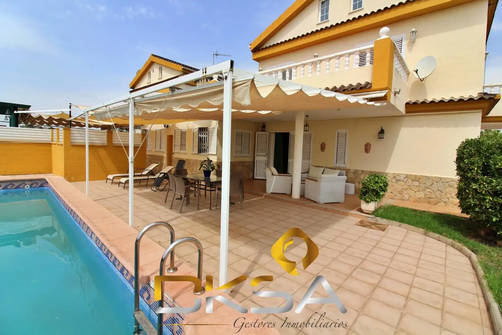 Exterior view of Houses for sale in Castellón de la Plana / Castelló de la Plana  with Air Conditioner, Heating and Private garden