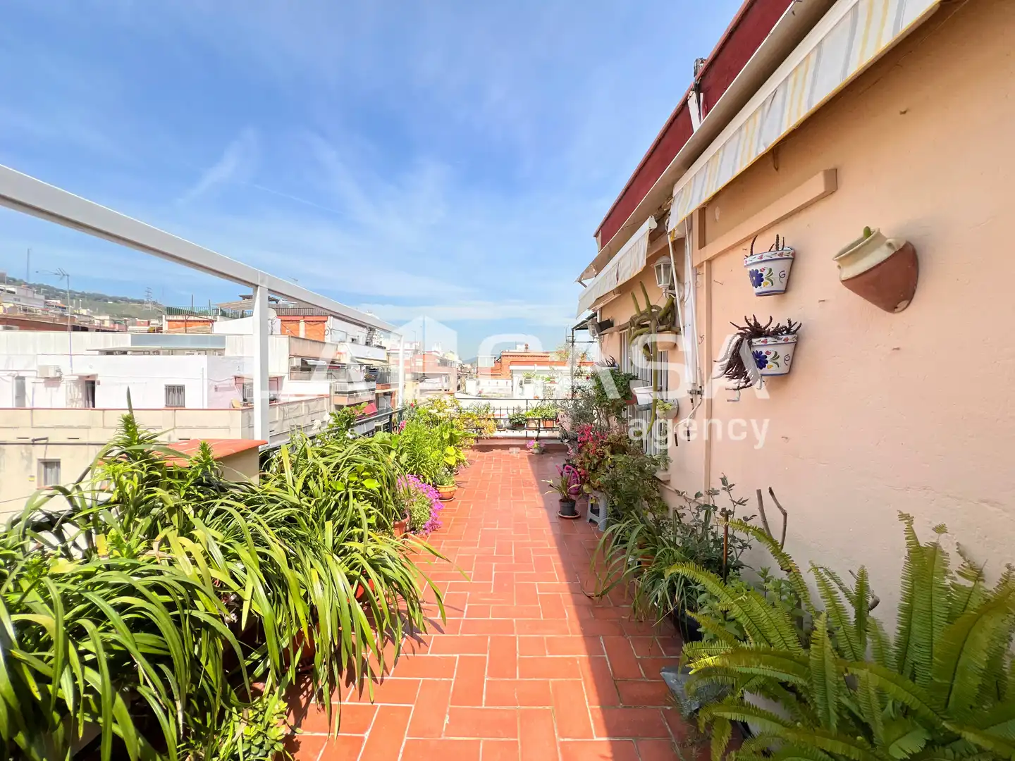 Terraza de Ático en venta en Barcelona con Calefacción y Terraza