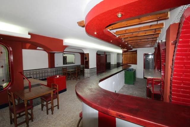 Local comercial en Venta en La Morería