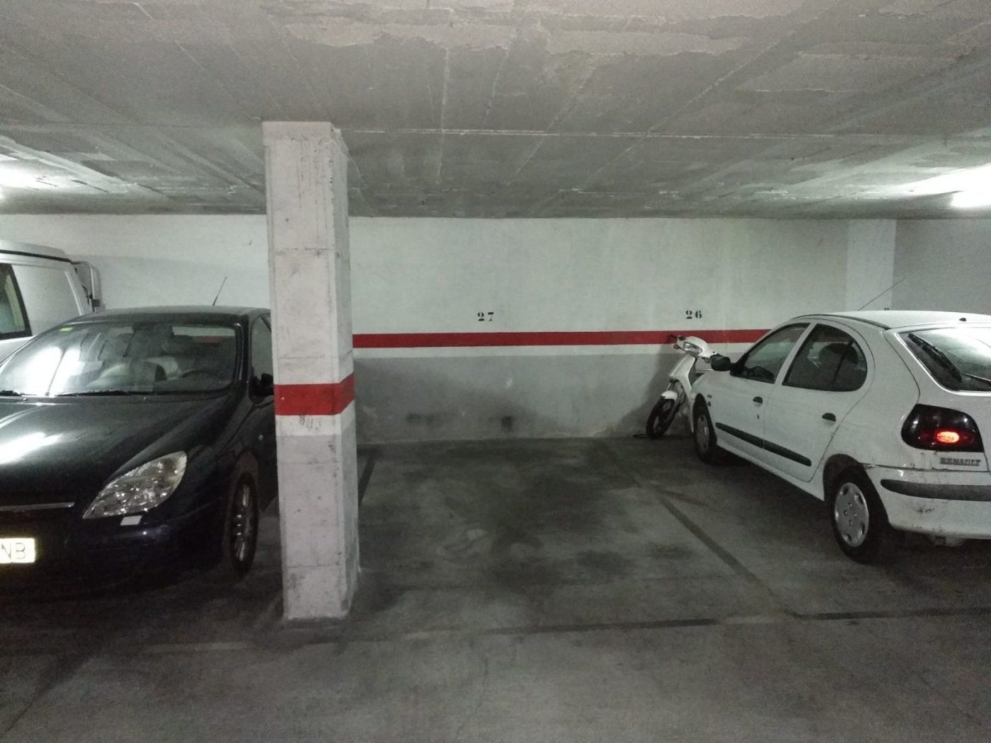 Garage to rent in Carrer SANTA ROSALIA, La Teixonera, Horta - Guinardó
