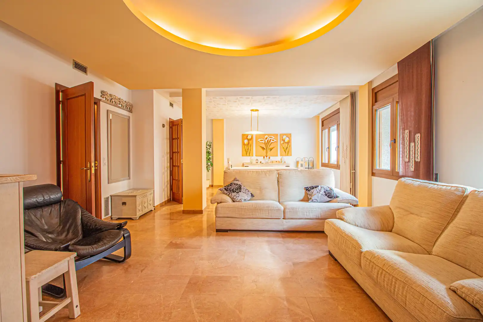 Flat with lift for sale in Pujada del Castell, 16, 17600, Figueres, Girona, imagen 2